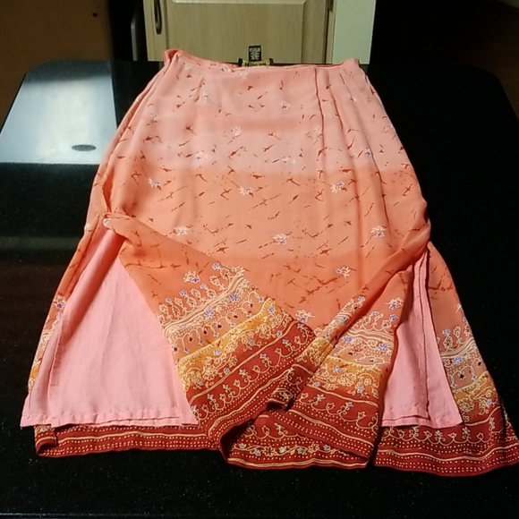 Requirements Maxi Skirt - Picture 2 of 9